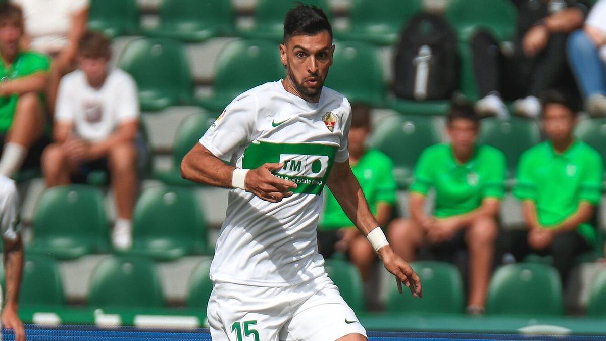 Pastore en un partido del Elche la temporada pasada.