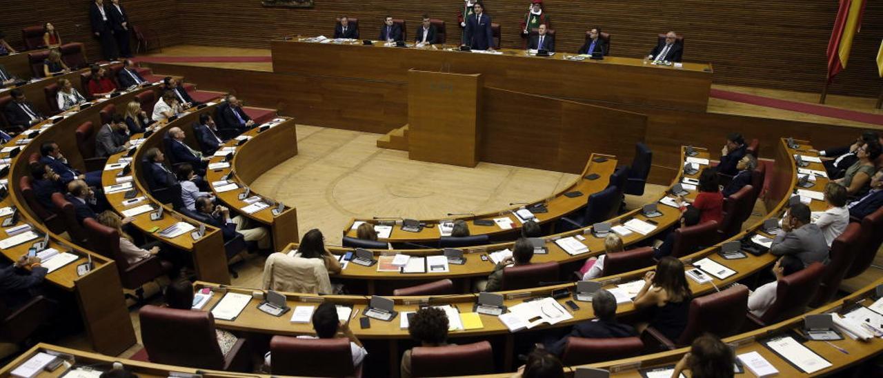 Aire preelectoral en el parlamento valenciano