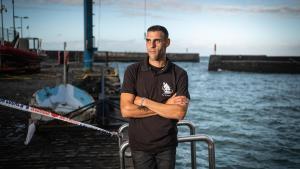 L’heroi de Tenerife que va salvar tres turistes de morir ofegats: «Em vaig llançar al mar sense pensar-ho»