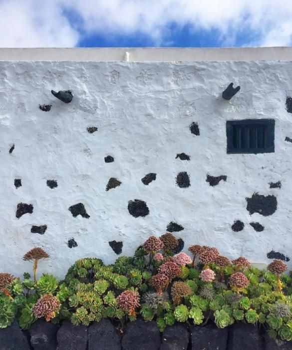 Helen Lindes disfruta de sus vacaciones en Lanzarote