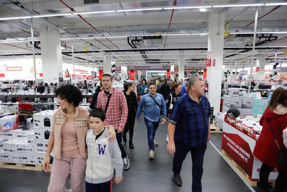 La campaña comercial Black Friday en Palma