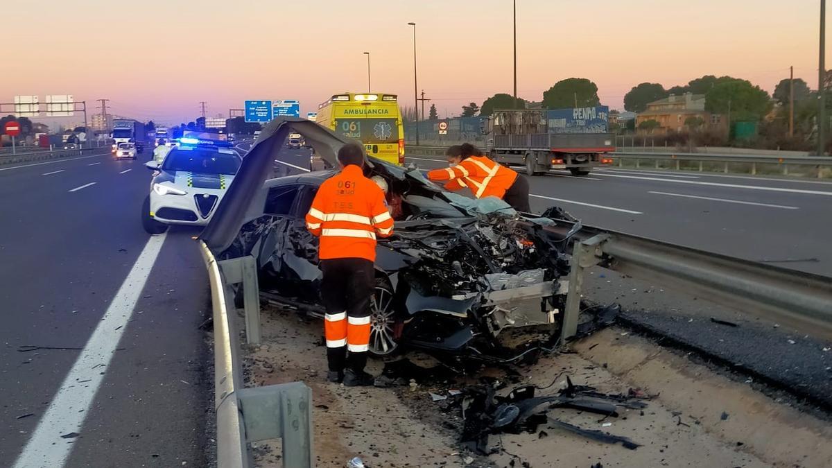 Accidente en Zaragoza un herido grave al estrellarse en la A2