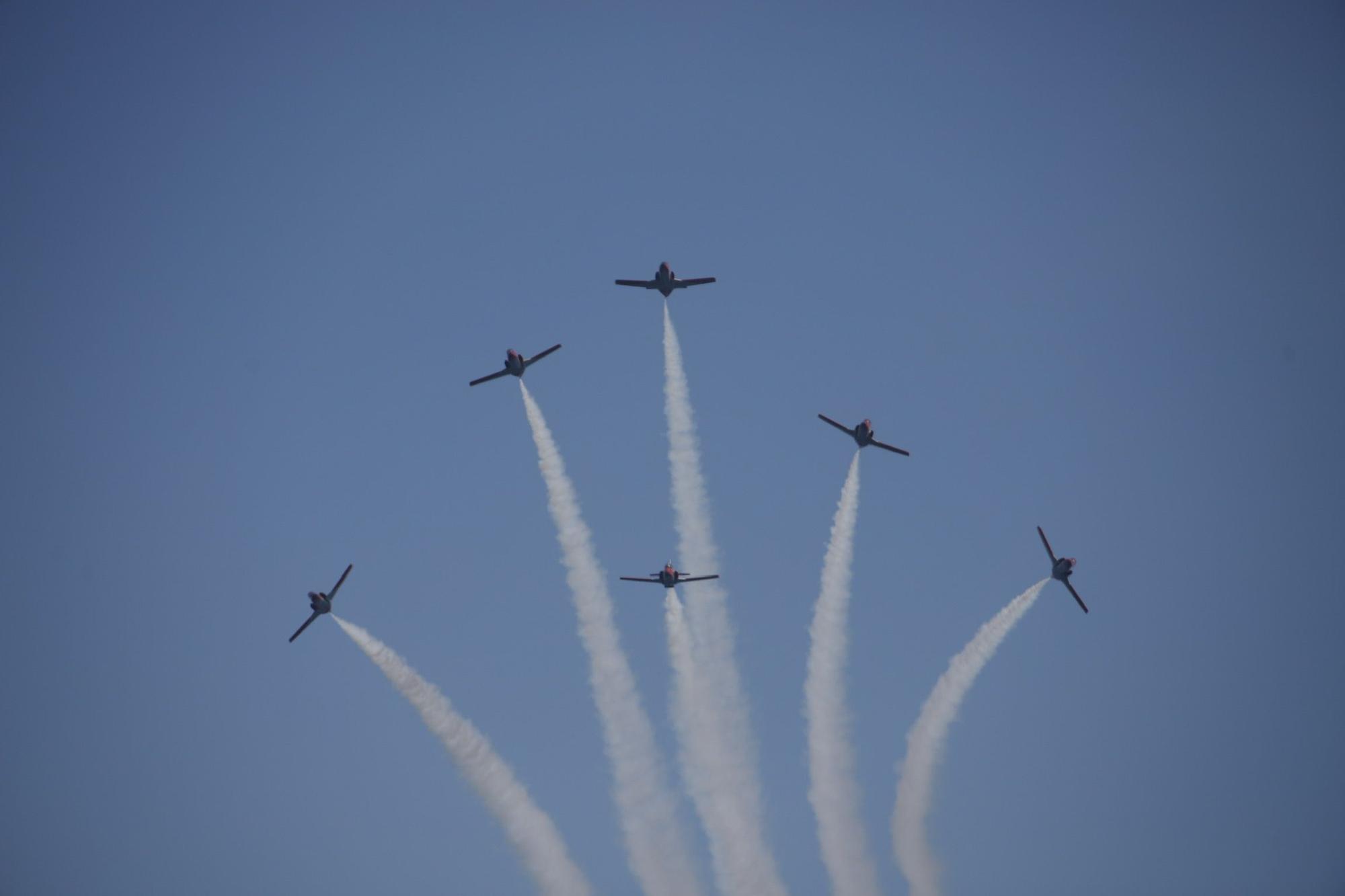 Espectáculo aéreo de Patrulla Águila en Málaga