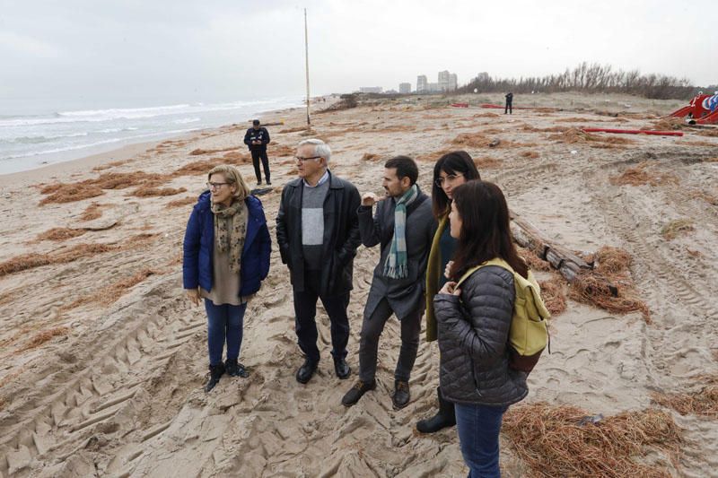 Desperfectos del temporal en las playas del Perellonet y El Saler.