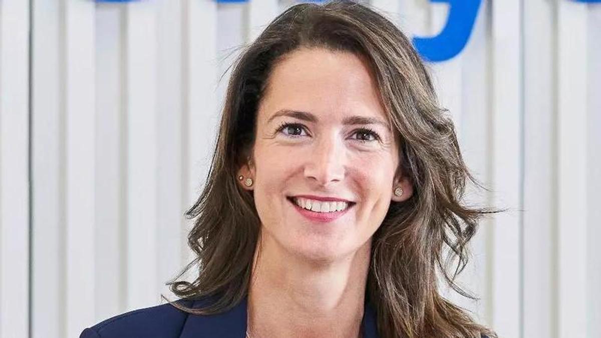 Emma Ruiz de Azcárate, directora de Clientes y Marketing de Pelayo Seguros, vinculada desde hace 11 años al Reto Pelayo Vida.