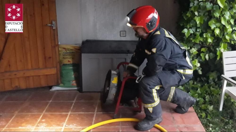 Fallece un hombre en un incendio de un chalet en Vinaròs