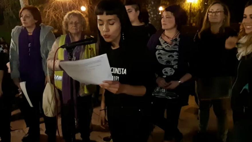 Lectura del manifiesto del 8 de Marzo en Castelló