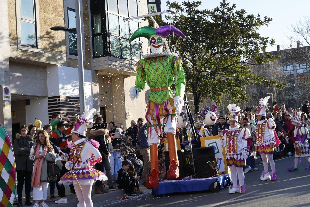 Desfile de Entroido do 2025 en Santiago