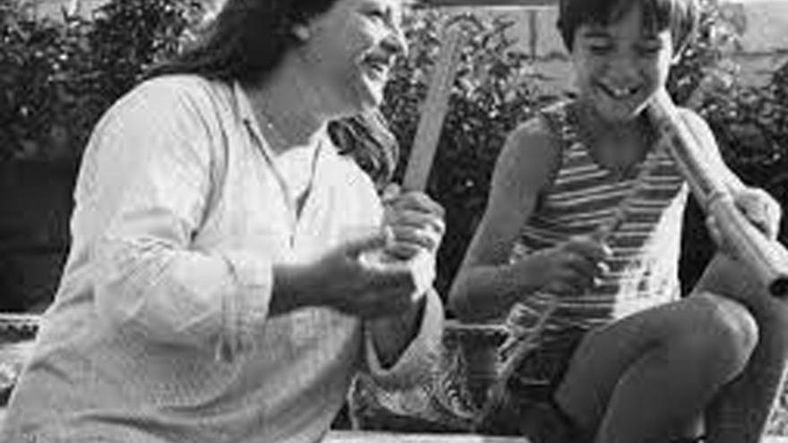 Bel Cerdà, una dona clau en la recuperació de la música i la cultura popular mallorquina