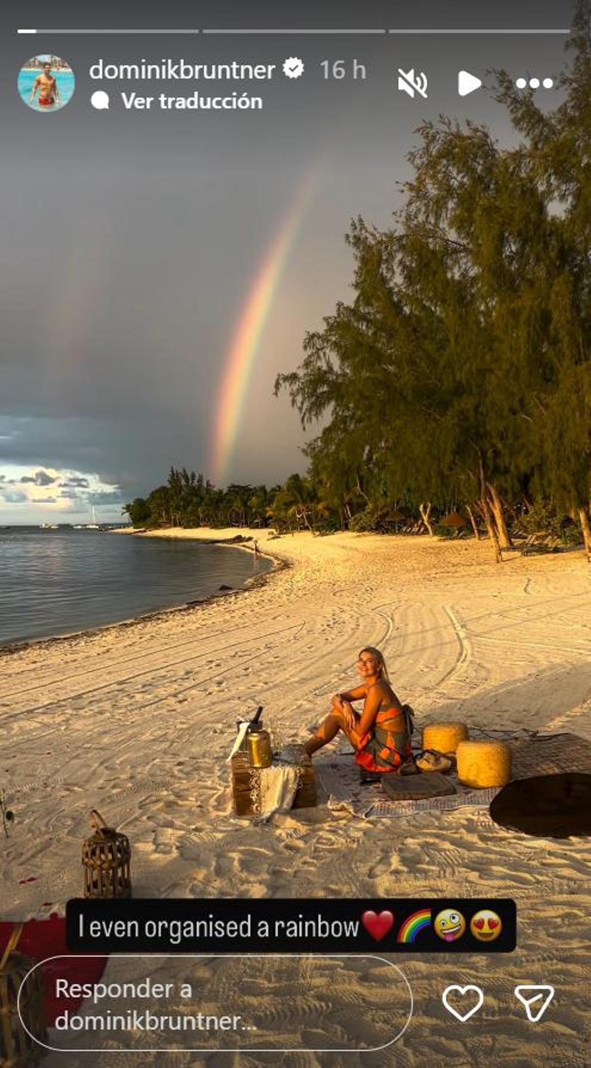 Heiratsantrag vor Regenbogen-Kulisse auf Mauritius.