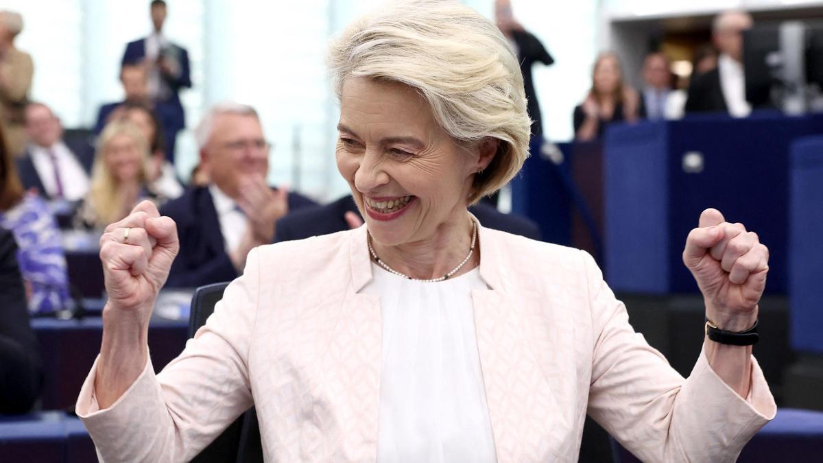 La presidenta de la Comisión Europea, Ursula von der Leyen, tras ser reelegida para el cargo.