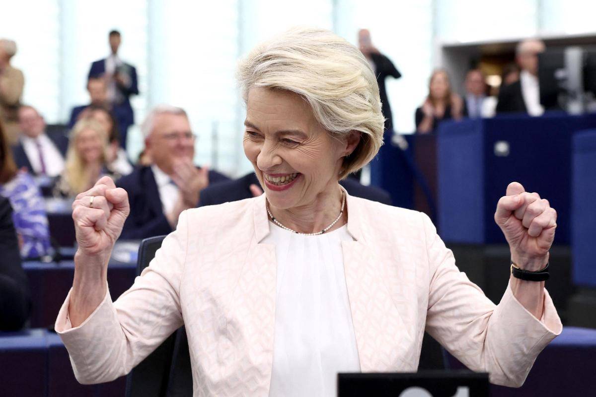 La presidenta de la Comisión Europea, Ursula von der Leyen, tras ser reelegida para el cargo.