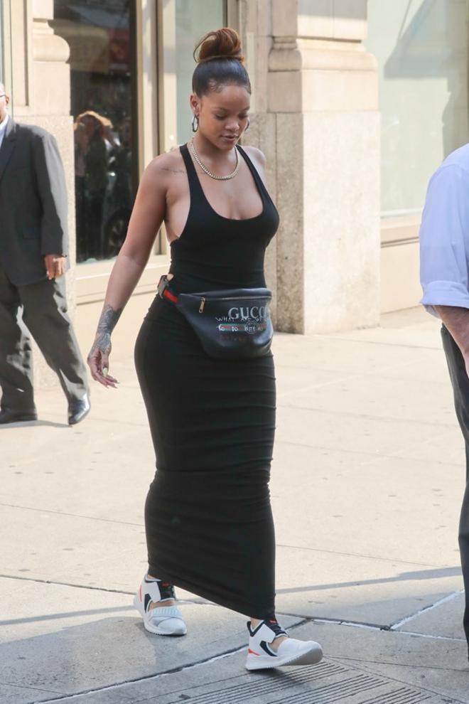 Rihanna paseando por Nueva York