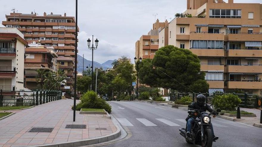 El suceso ocurrió en la avenida de Los Boliches.