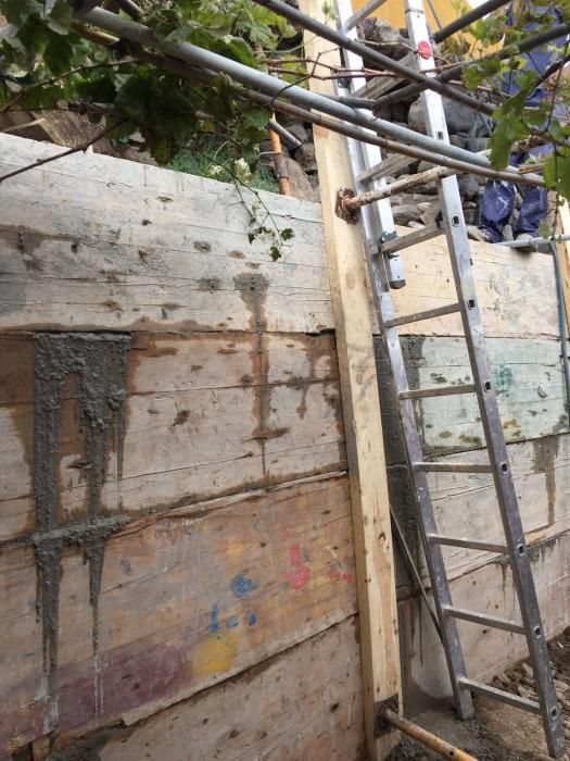 Telde reconstruye parte del muro de contención del acceso a Cendro