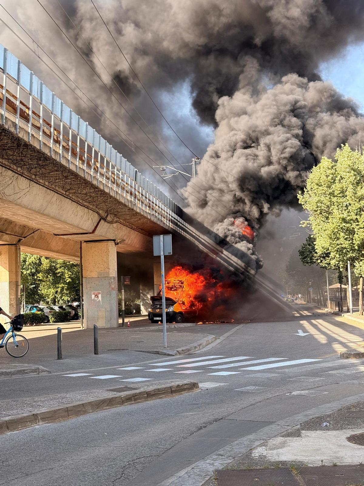 El bus en flames