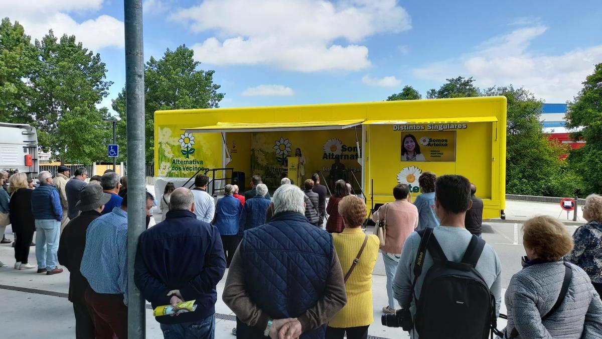 Acto de Alternativa dos Veciños en el campo da festa de Arteixo este sábado