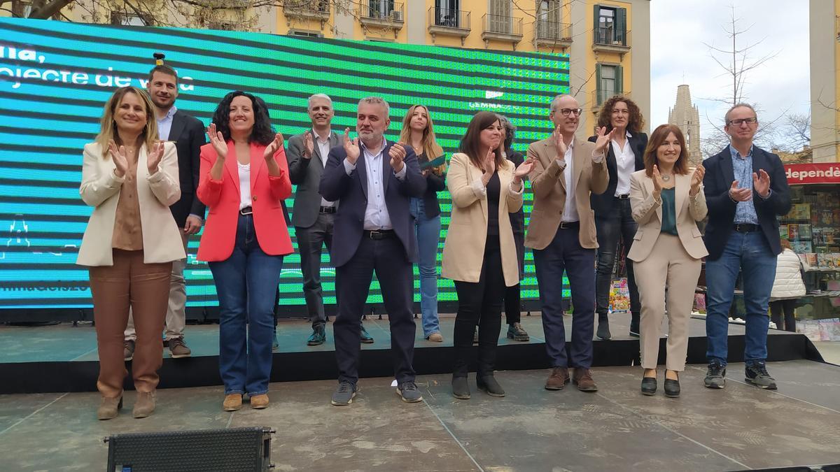 Els membres de la llista de Junts a Girona.