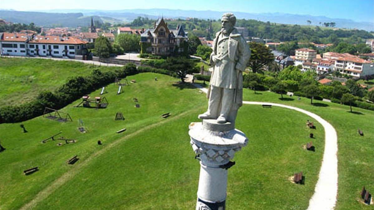 estatua del esclavista antonio lopez  en comillas