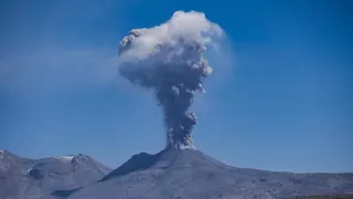 El cambio climático reactivará volcanes inactivos situados bajo el hielo