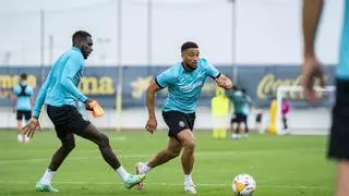 La espera por Arnaut Danjuma y Paco Alcácer ya se hace larga en el Villarreal