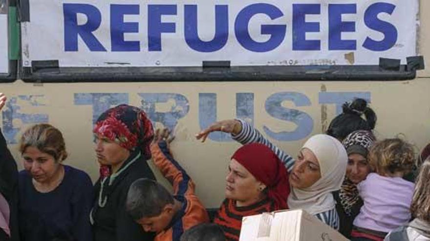 Mujeres refugiadas, en el campamento griego de Idomeni.