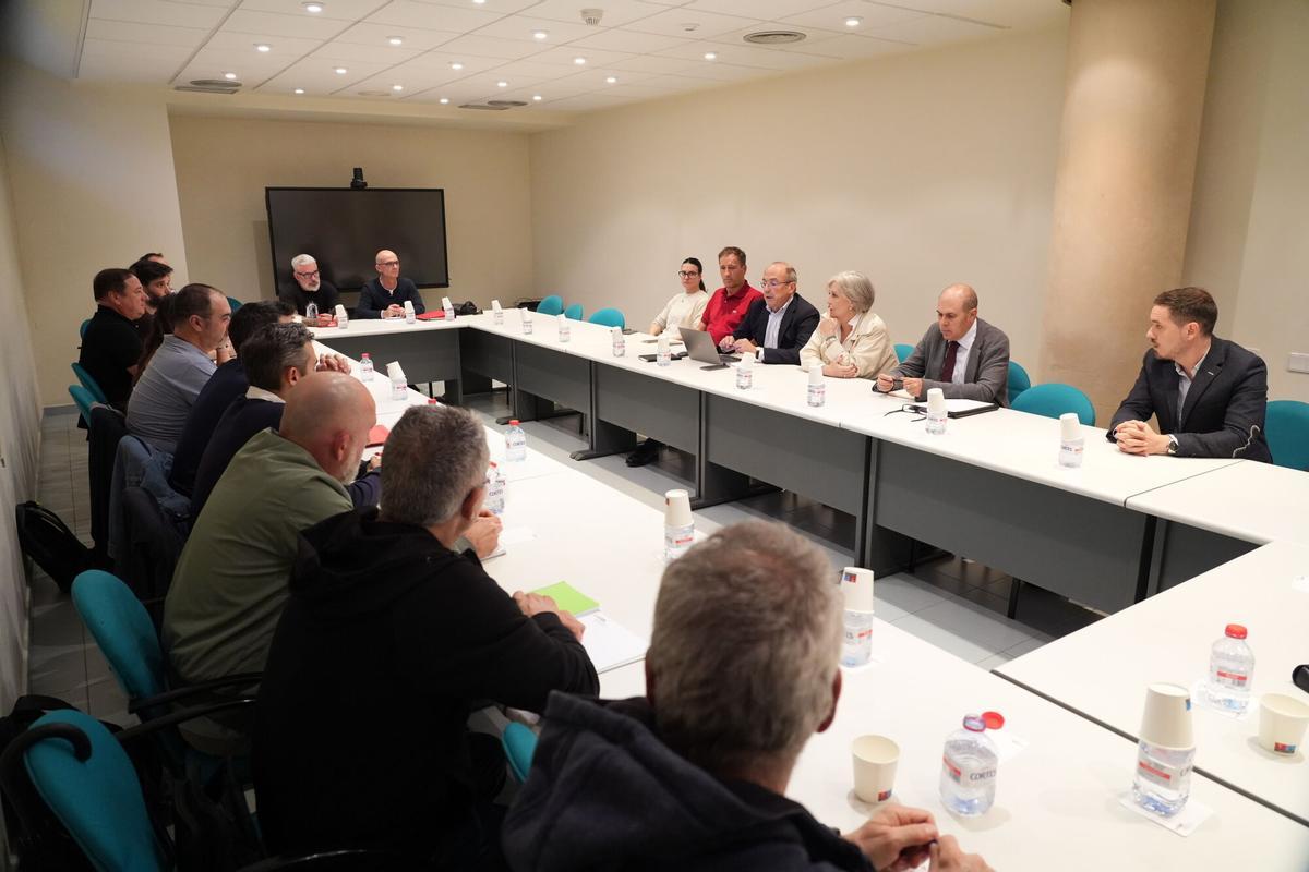 Reunión del convenio de la cerámica.