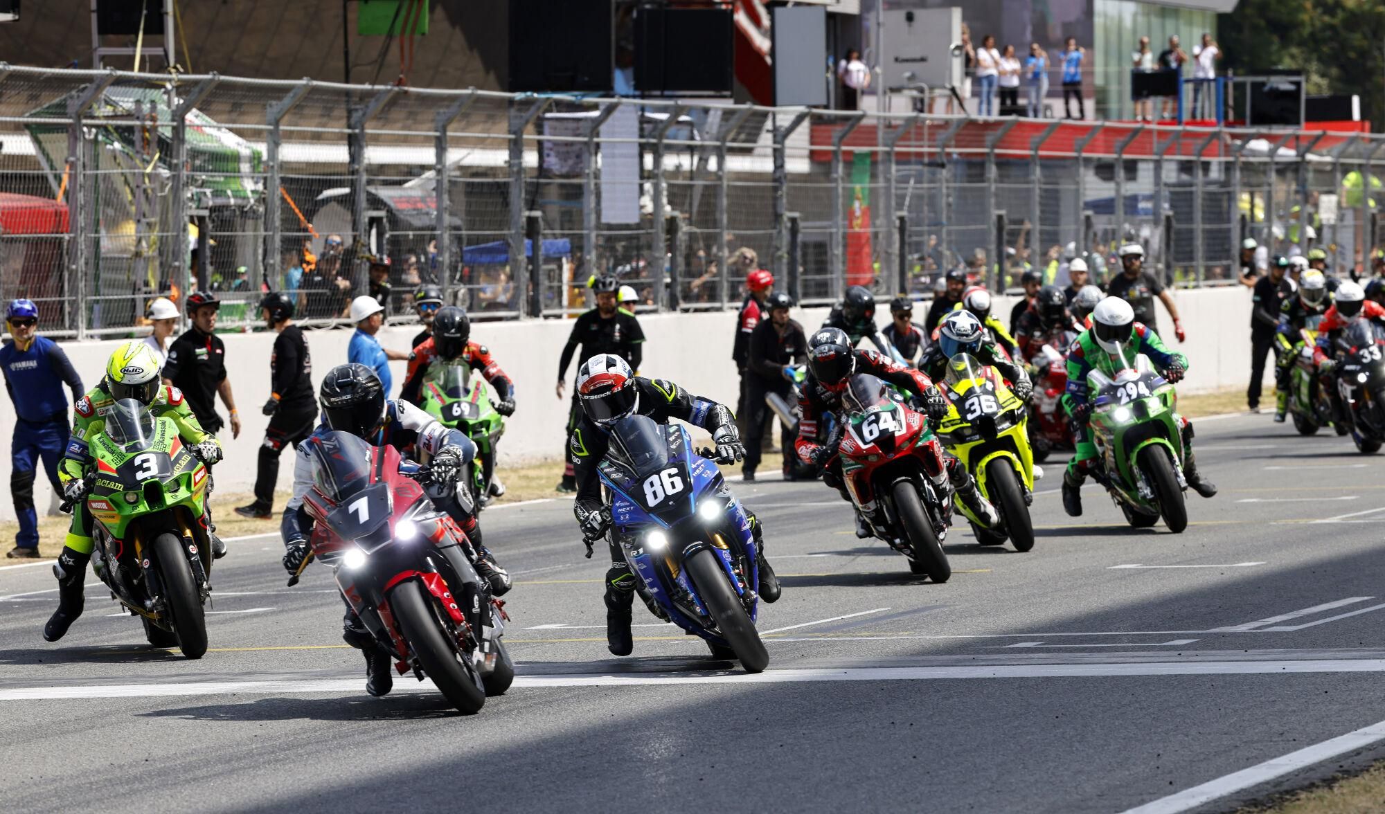 Imatges de les 24 hores de Montmeló de motociclisme 2025