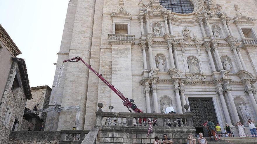 El rodatge d'Enredados a Girona obliga els guies turístics a improvisar rutes