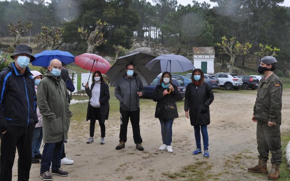 Visita inédita a la batería militar de O Grove