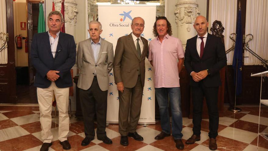 El PRO-AM Miguel Ángel Jiménez-Proyecto Hombre se presentó en el Ayuntamiento de Málaga.