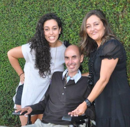Dámaris Domínguez, con su marido, ya fallecido, y su hija.