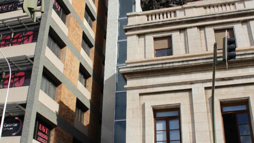 El ascensor conecta el casco histórico de la capital con La Luz.