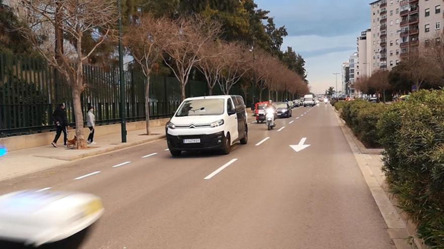 Manifestación con automóviles de la hostelería Castellón