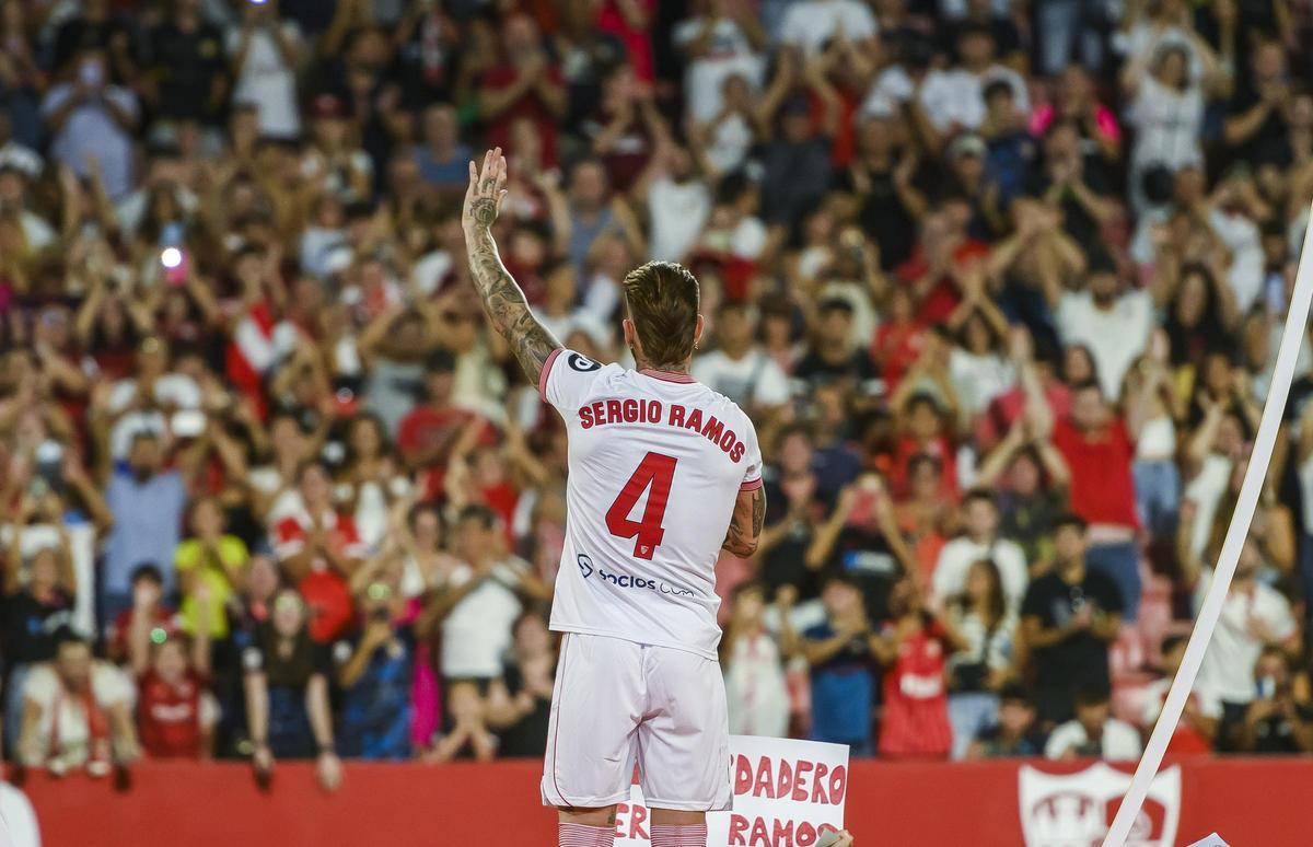 Ramos presentación Sevilla
