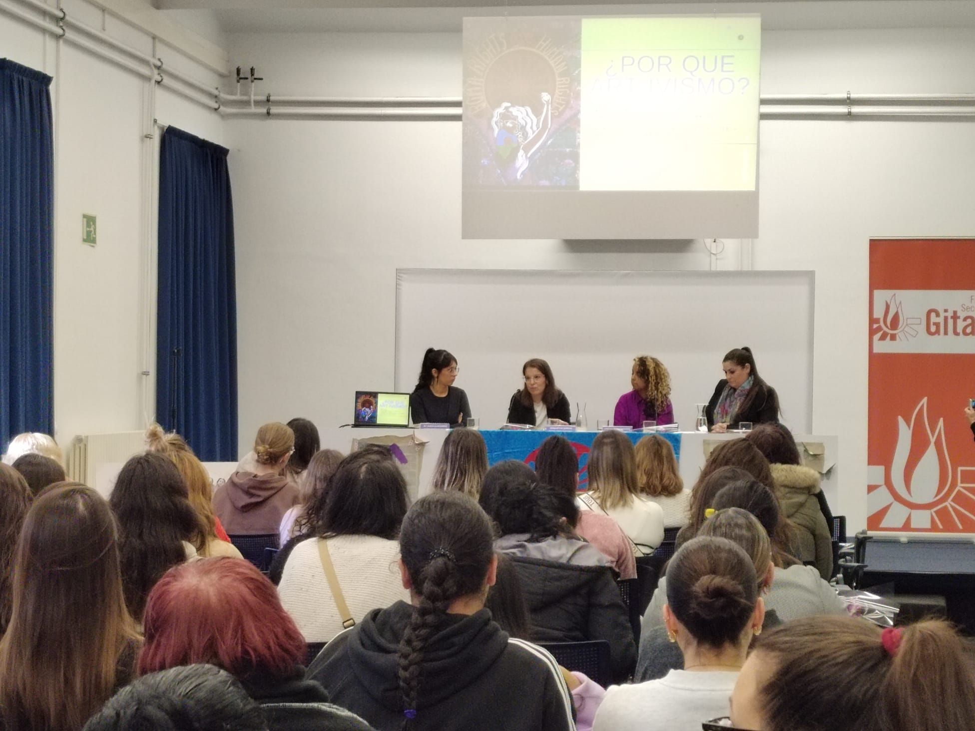 Las Jornadas de Mujeres Gitanas de Asturias "Romí Calí", en imágenes