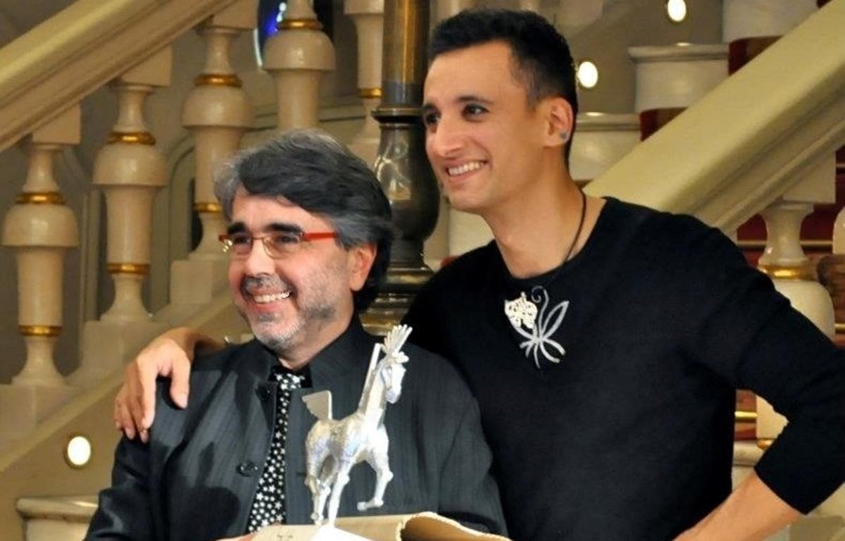 Junto a su buen amigo, el Mag Lari, que escribe el prólogo del libro.