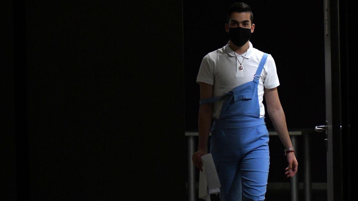 «La meva mare i el meu padrastre em peguen perquè soc homosexual»