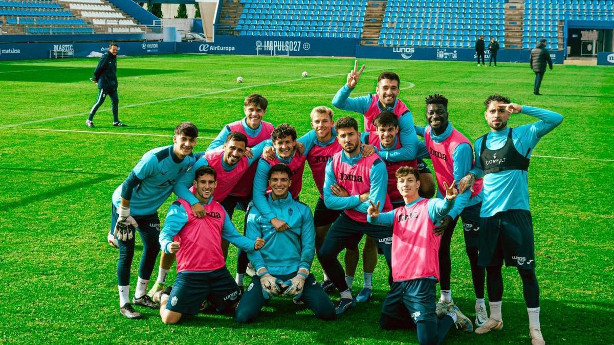 Jugadores del Atlético Baleares en un entrenamiento de esta semana