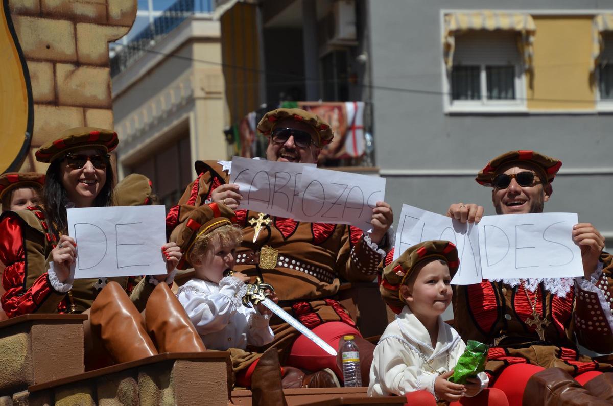 Así ha sido la Entrada Cristiana de los Moros y Cristianos de Petrer