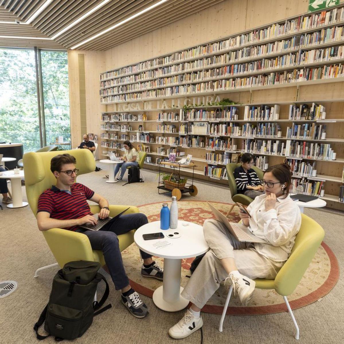 Les biblioteques de BCN faran vaga la vigília de Sant Jordi