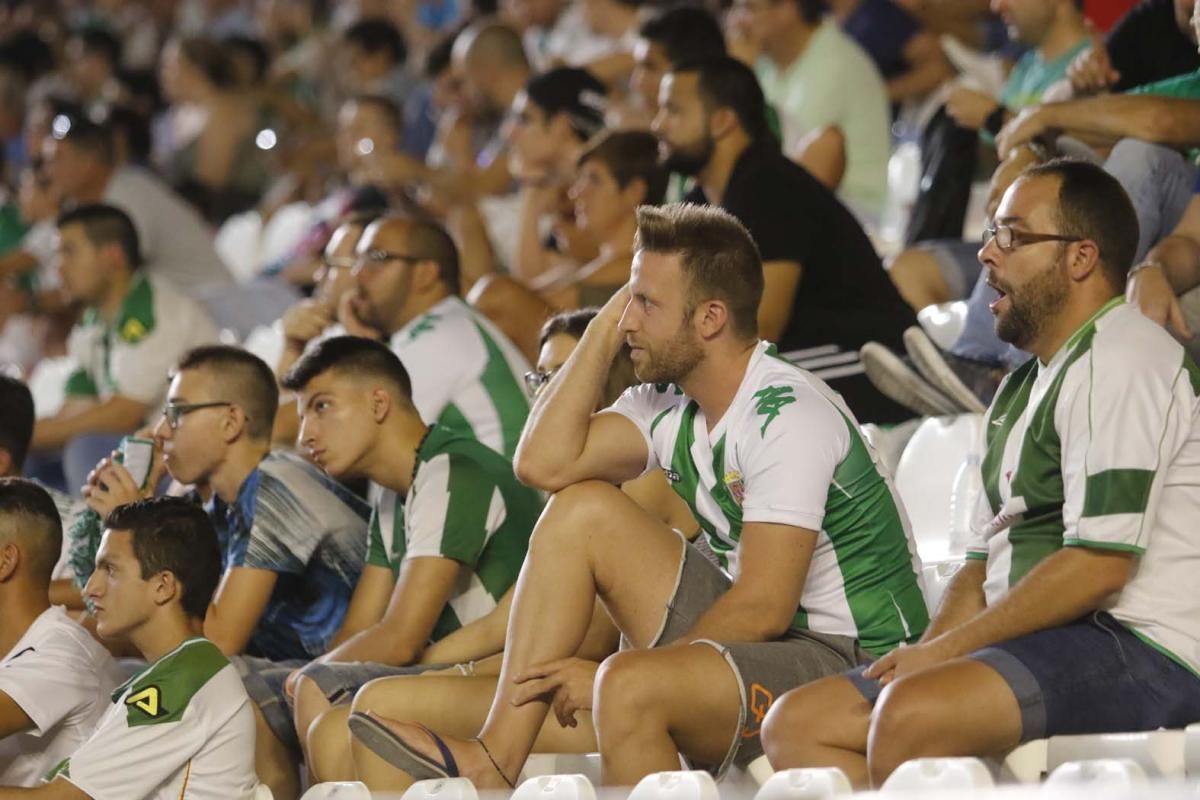 El Córdoba CF inicia la temporada con derrota ante el Cádiz.