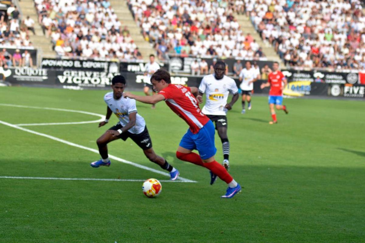 La UD Ourense asciende a Primera Federación: Cuenca y la Praza Maior se tiñen de rojo