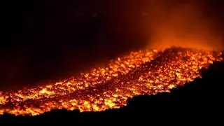 Última hora del volcán Etna y Kilauea en erupción, en directo | Vuelos cancelados a Sicilia y alerta naranja en Hawai
