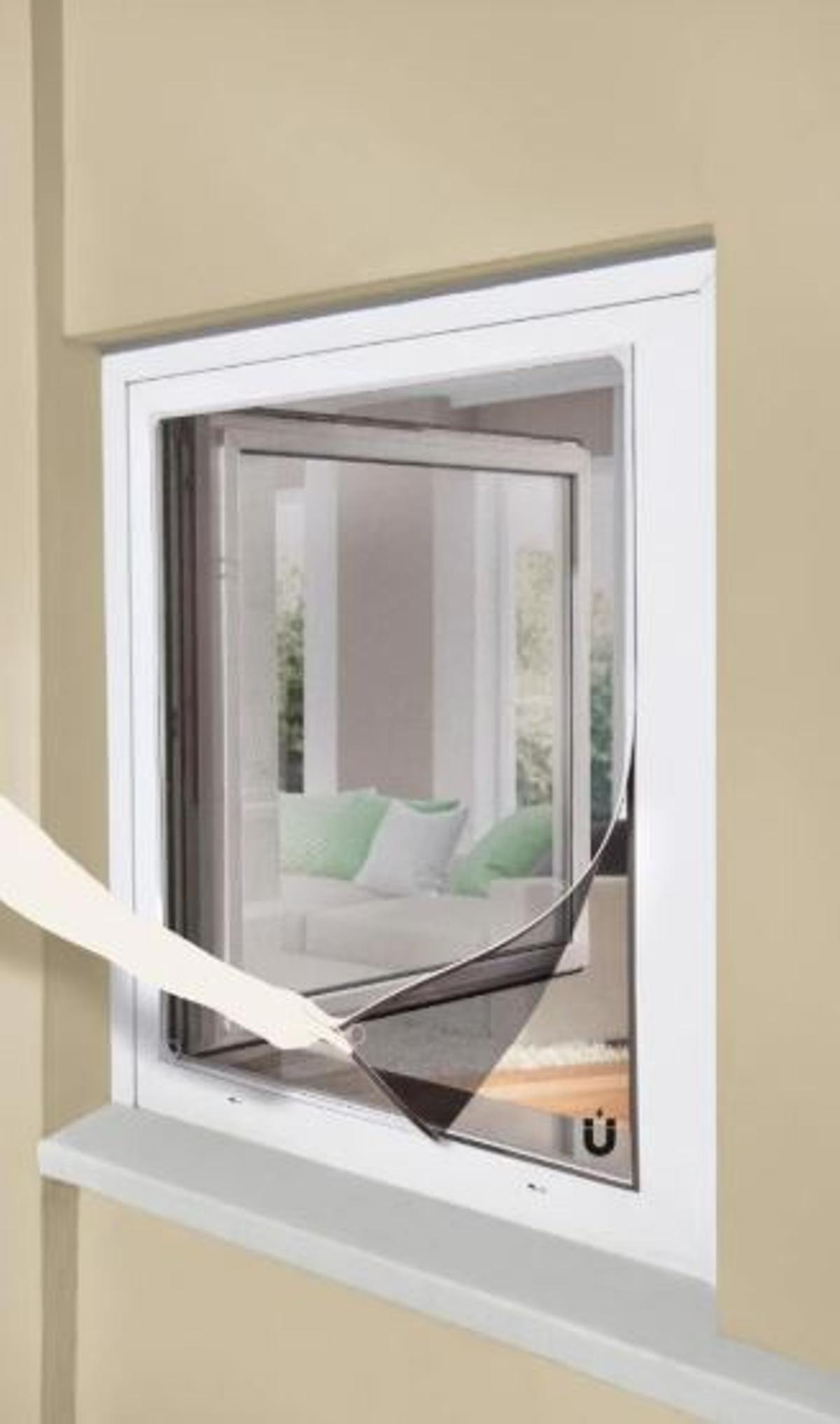 Mañana se esperan colas kilométricas en Lidl para conseguir la nueva mosquitera magnética para ventana: por solo 11,99 euros, se quita y pone sin obra