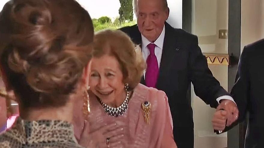Juan Carlos I y la reina Sofía se reencuentran en Amán.
