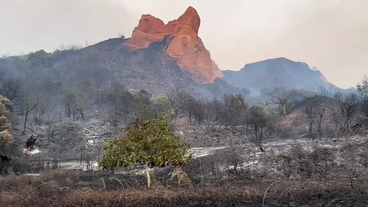 El día en que "un torbellino de fuego" engulló Las Médulas, un paisaje único declarado Patrimonio de la Humanidad