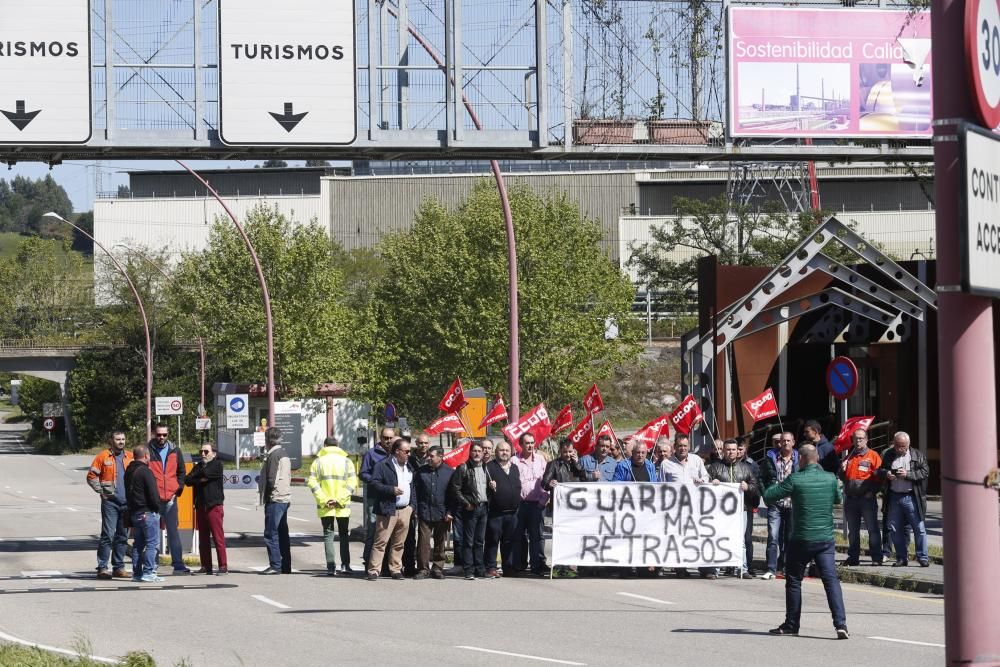 Concentración de trabajadores de Guardado en Trasona