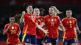 España remonta contra Dinamarca y se clasifica para la Eurocopa (3-2)