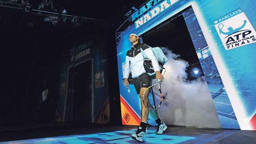 Nadal hace su aparición en el O2 Arena de Londres en su estreno ante Wawrinka.